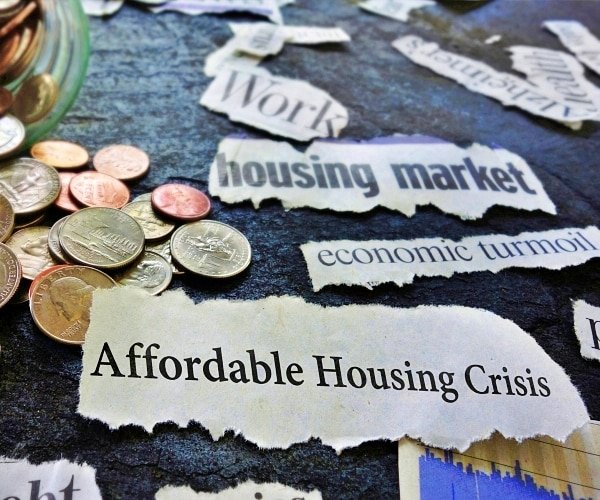 25,2 millions de jeunes adultes rentrent chez eux en raison de la crise du logement