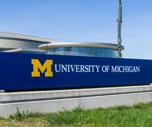 Le Michigan va supprimer les notes de première année au premier semestre