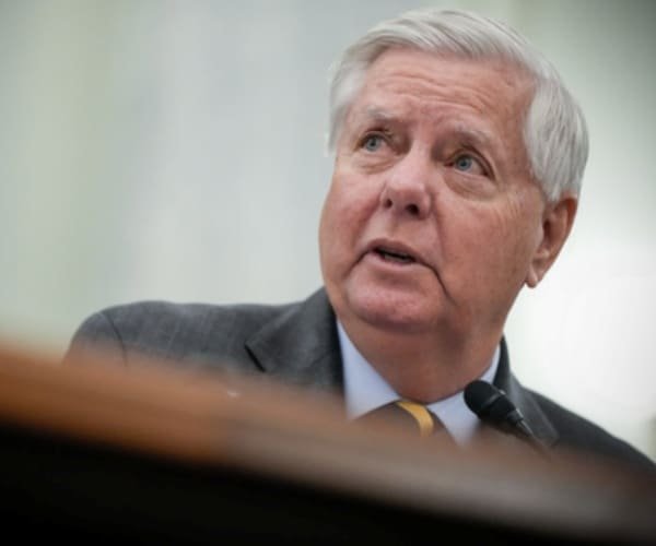Le Sénat adopte les sanctions contre la Russie imposées par le regretté sénateur Graham