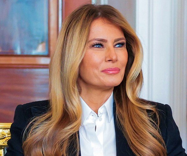 Marc Beckman à Newsmax : L'humanitarisme de Melania est inégalé parmi les premières dames