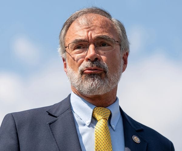 Le représentant Harris à Newsmax : Le Canada a besoin d’un accord commercial avec les États-Unis et fera des concessions