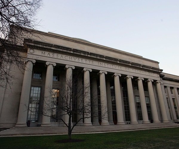 Le MIT remet en question l'allégation d'un étudiant concernant le diméthylmercure