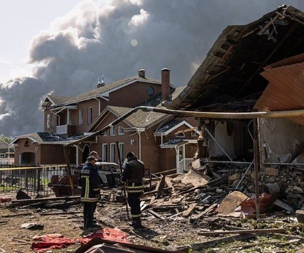 Rapport : Poutine décide d'intensifier la guerre en Ukraine alors que les pourparlers sont au point mort