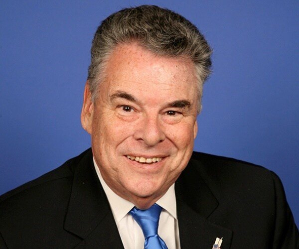 Pete King à Newsmax : les États-Unis doivent diriger la Chine dans l'espace