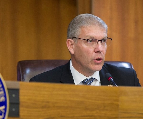 Représentant Loudermilk à Newsmax : Smithsonian réécrit l’histoire
