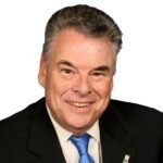 Peter King à Newsmax : Le GOP devrait faire campagne sur la loi SAVE