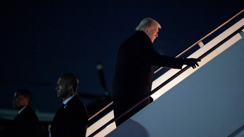 Trump a utilisé un camion de restauration et un leurre Air Force One pour échapper à la menace iranienne (rapport)