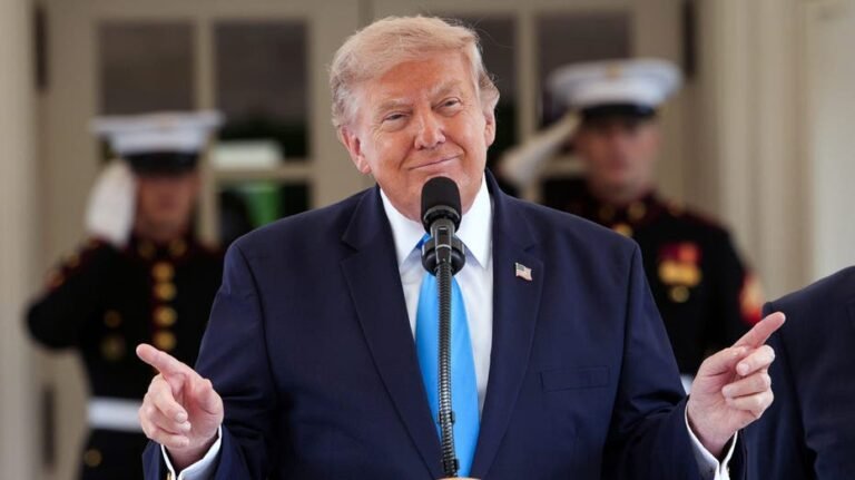 Les exigences de Trump placent les Républicains vulnérables dans une situation impossible à l’approche des élections de mi-mandat