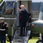 Les avertissements radio de l'hélicoptère Trump n'ont pas été entendus avant un contact rapproché avec un avion de ligne, selon un rapport