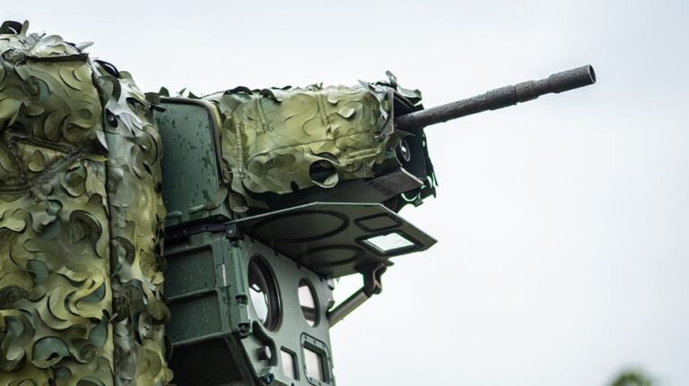 Au cœur de la révolution laser américaine alors que l’armée s’approche d’une grande percée sur le champ de bataille