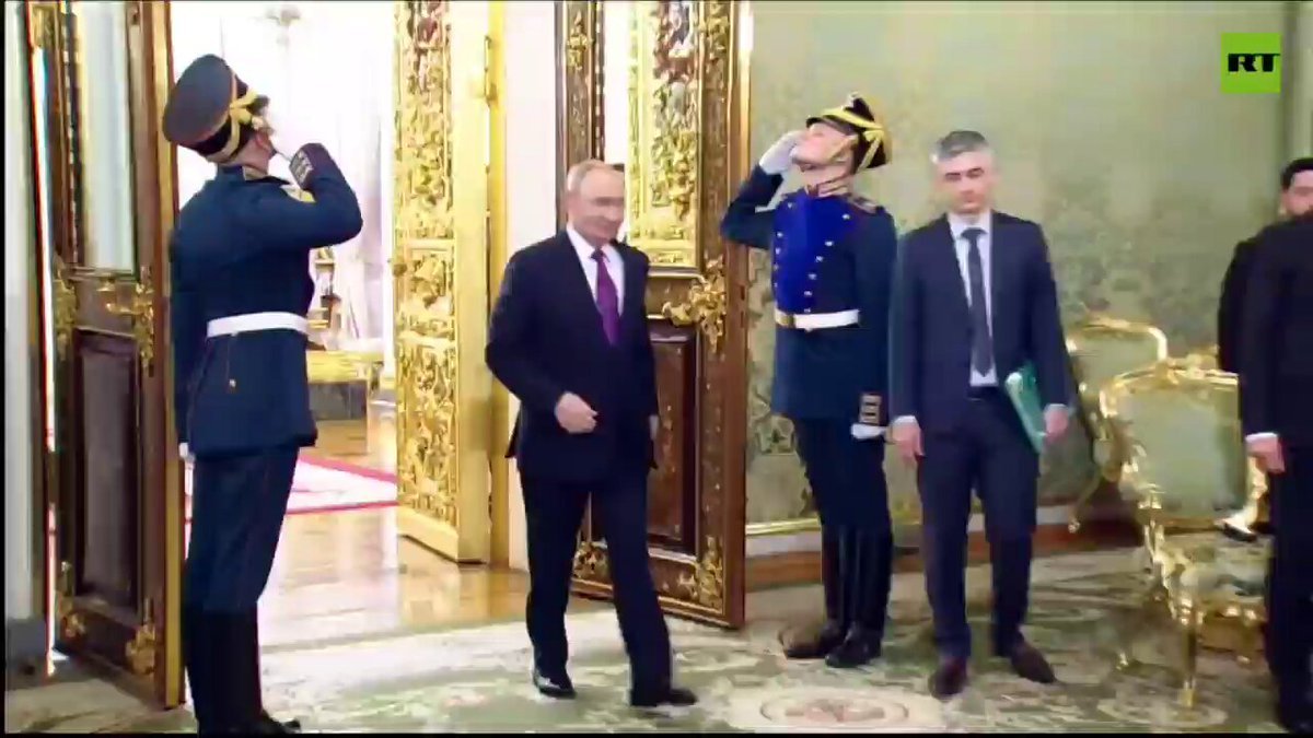 🇷🇺🇸🇾 La Russie et la Syrie signent un accord de coopération militaire.