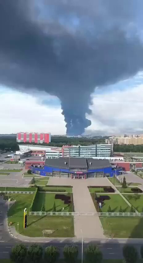 Des frappes de drones ukrainiens ont frappé jeudi la raffinerie de pétrole de Yaroslavl, dans l'ouest de…