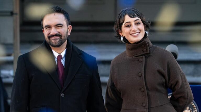 L'équipe de Mamdani a déclaré que la police de New York accompagnerait sa femme en vacances au Moyen-Orient – ​​les flics disent que ce n'est pas vrai
