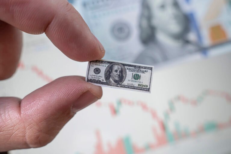 L’inflation dépasse à nouveau la croissance des salaires, réduisant les salaires des Américains
