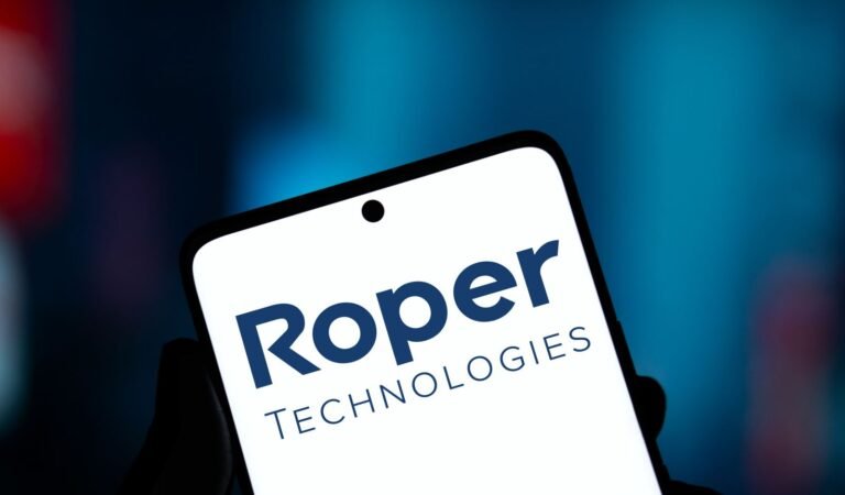 L’action Roper Technologies est-elle sous-performante par rapport au Dow Jones ?
