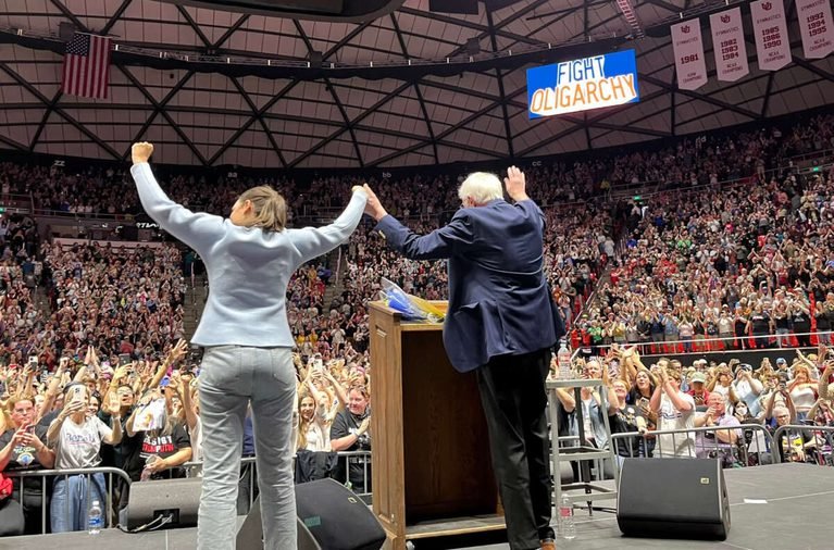 2025_0414_aoc-bernie-sanders-1200x792