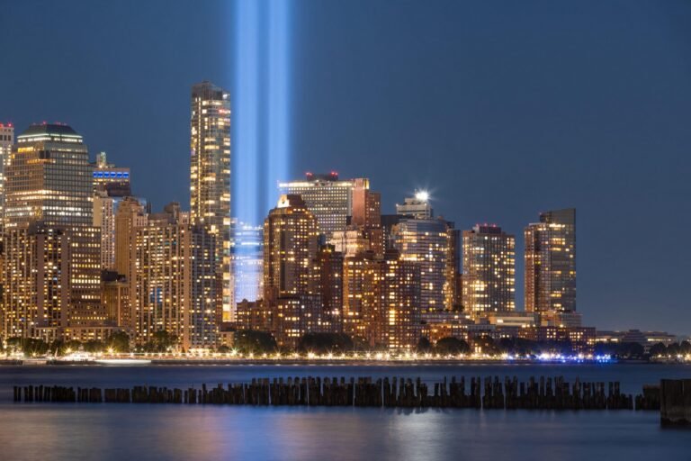 Trois héros de New York décédés des suites de maladies liées au 11 septembre honorés en mémoire