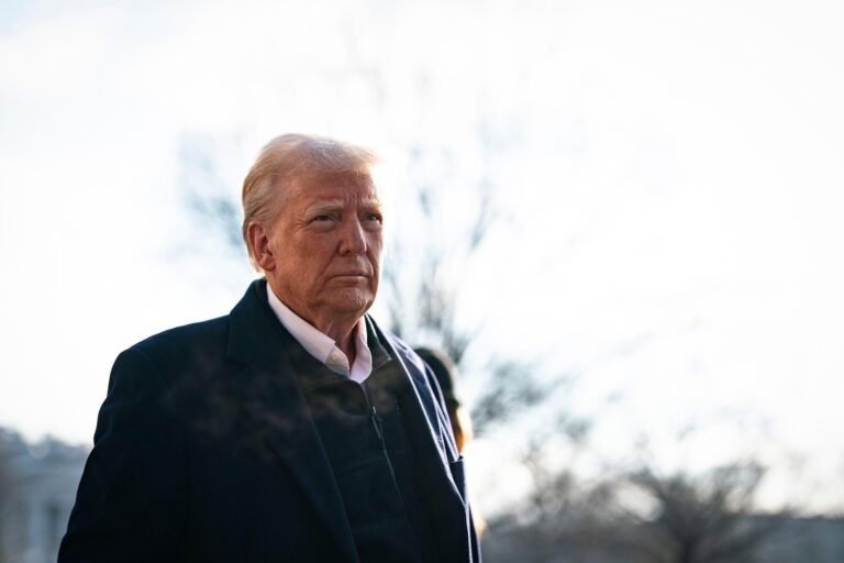 L'administrateur de Trump demande à la Cour suprême d'autoriser les règles du vote par correspondance de l'USPS pour la troisième fois