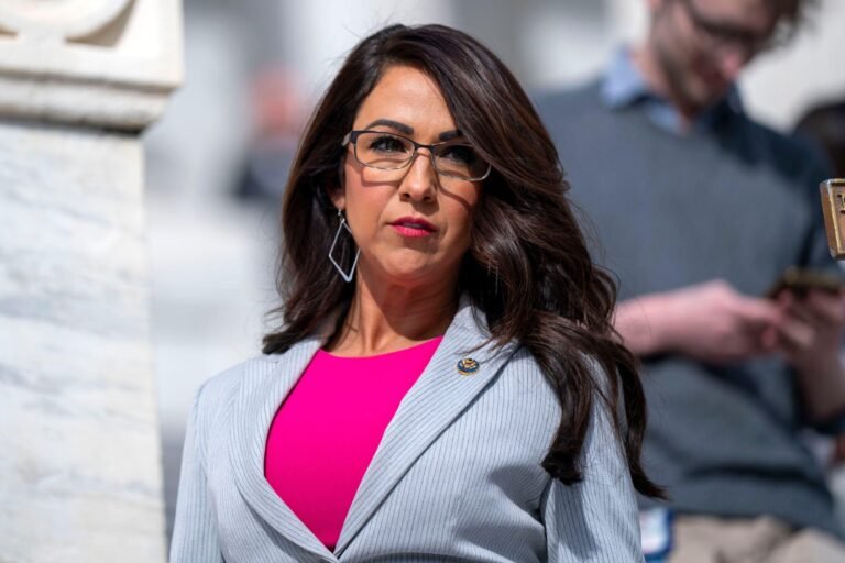 Le 4e amendement n'est pas une suggestion : Lauren Boebert dénonce les caméras Flock