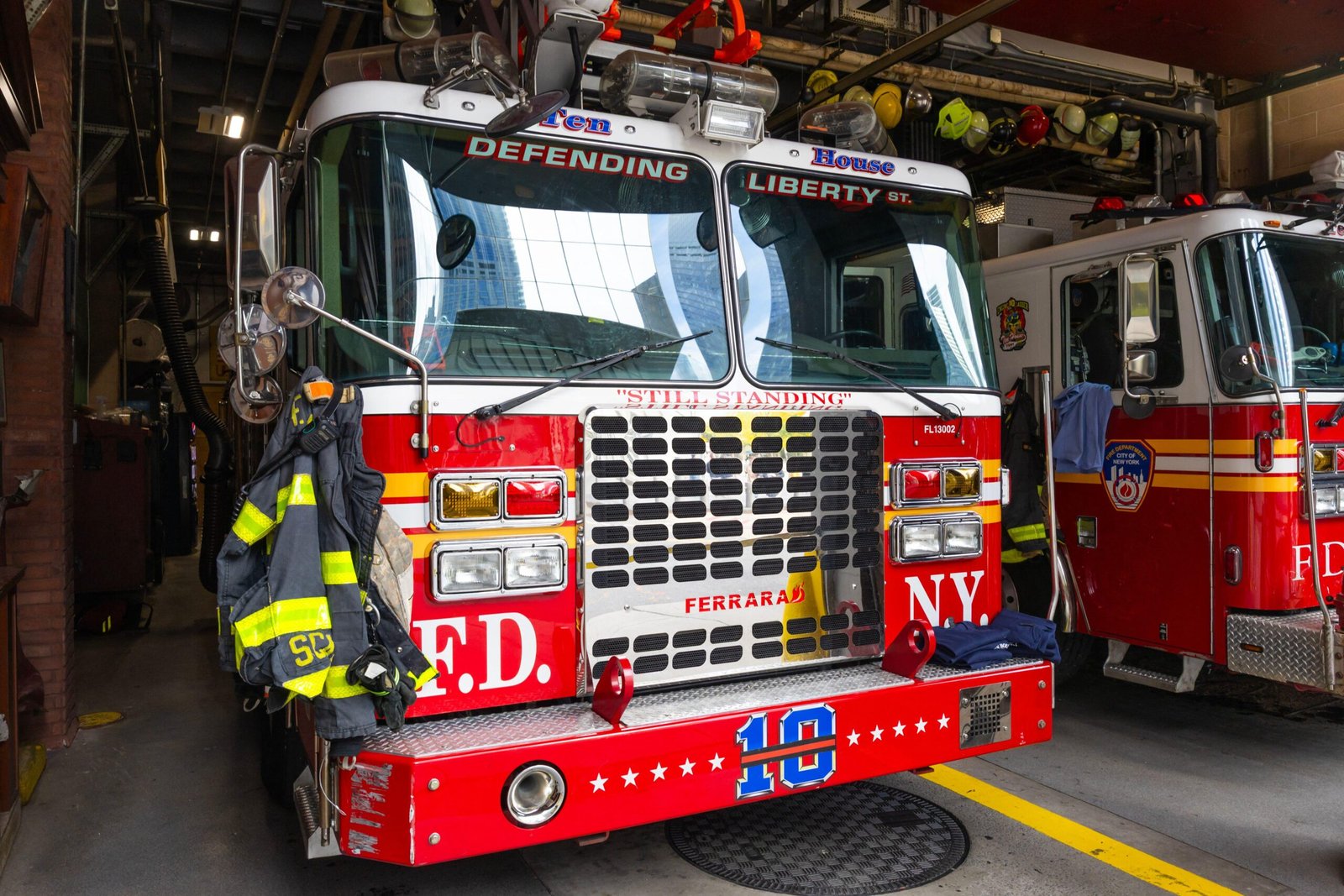 Le FDNY diffuse des documentaires sur le 11 septembre pour commémorer le 25e anniversaire des attentats terroristes