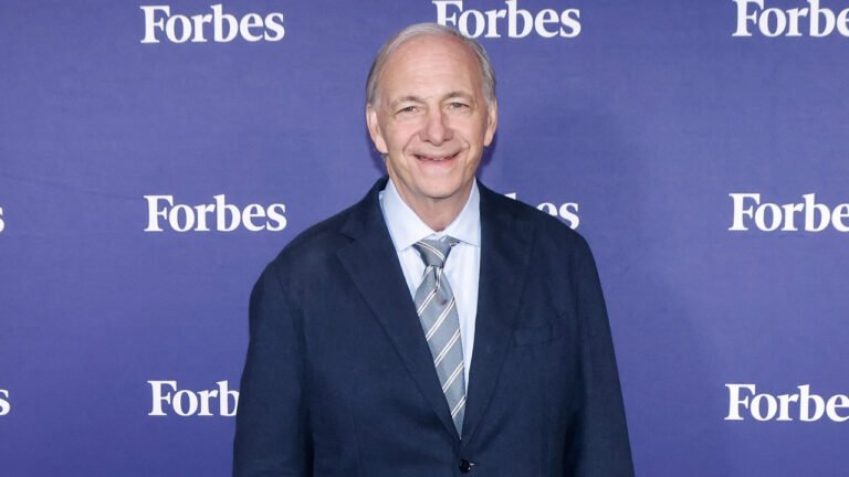 Ray Dalio a triplé son argent à 12 ans lors de sa première sélection d'actions – puis un mauvais appel l'a amené à emprunter 4 000 $ à son père