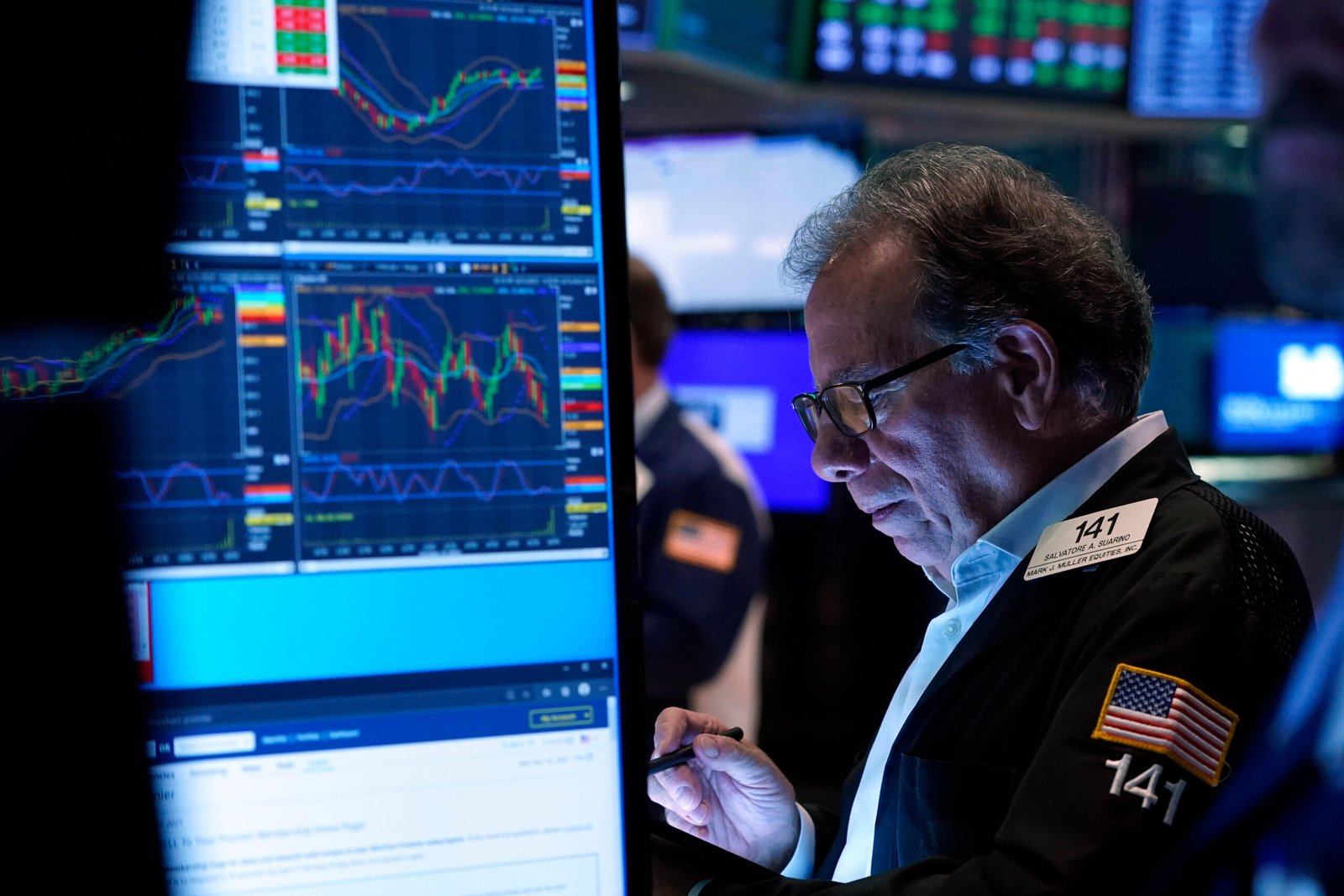 Clivage sur les rendements : les responsables de la Fed voient une économie plus forte, Wall Street s'inquiète des prix du pétrole et des déficits.