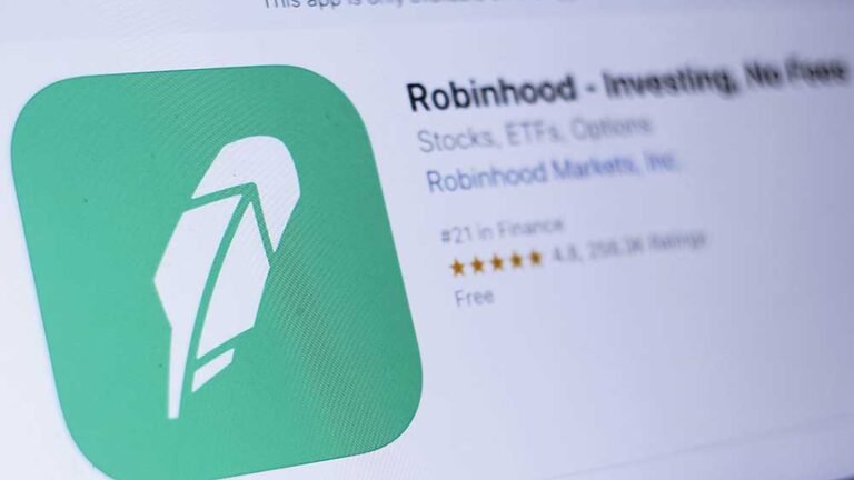 Robinhood conclut un accord avec Crypto.com et un travail de souscription pour Oura. Goldman relève son objectif.