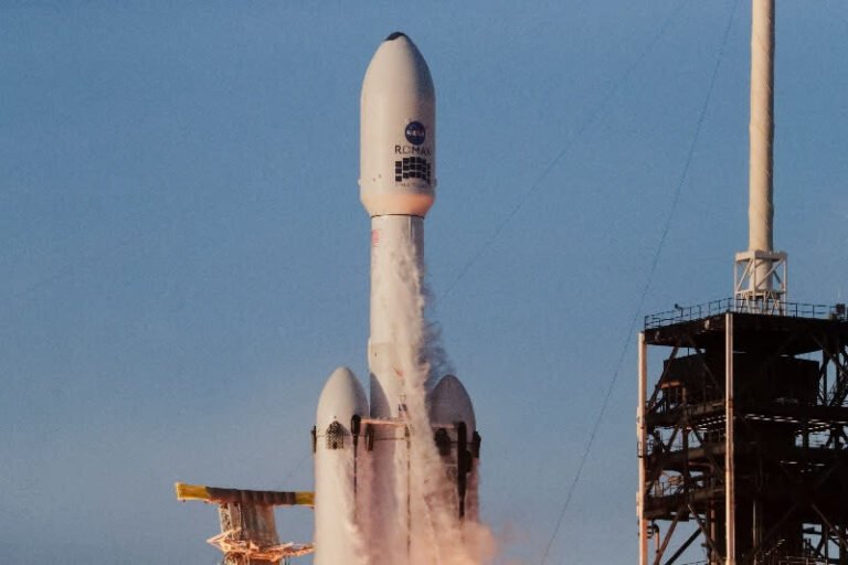 SpaceX partage ses actions à la hausse alors que la refonte du centre de données se concentre sur un accord naissant sur la défense britannique