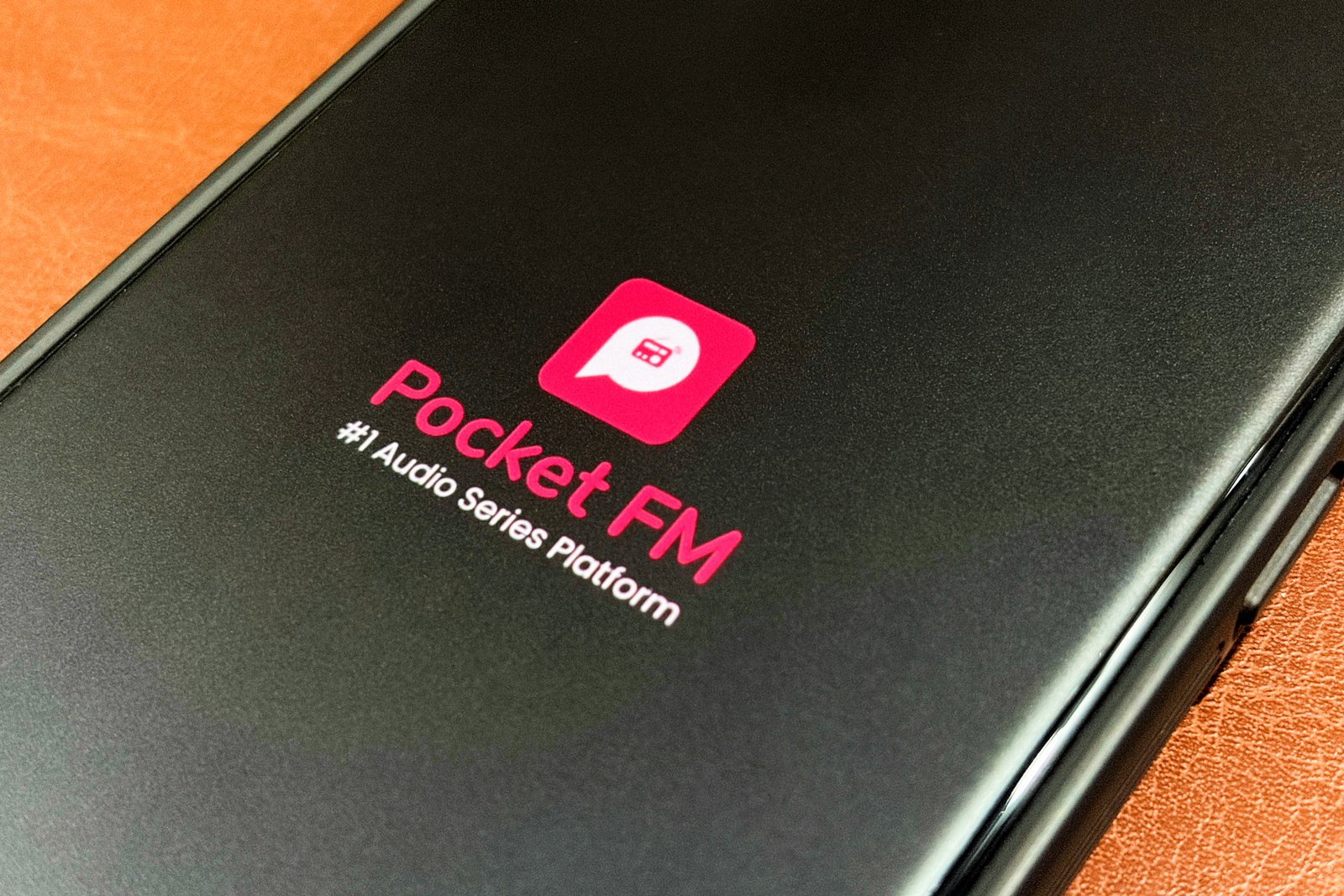 La société indienne Pocket FM double son chiffre d'affaires à 500 millions de dollars grâce à l'IA qui alimente 93 % du contenu audio.