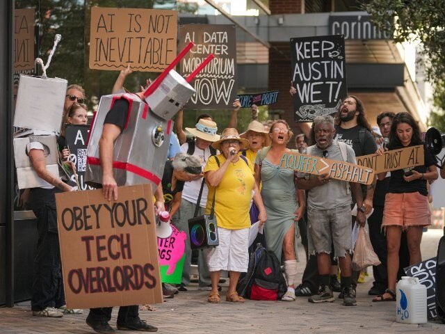 AI-data-center-protest-640x480