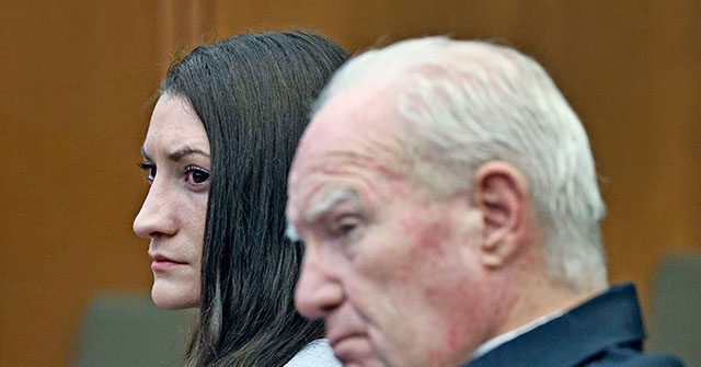 REGARDER : L'avocat de Lindsay Clancy se plaint de la couverture « horrible » du procès par Hannity et de la « reine de la méchanceté » Nancy Grace alors que le jury termine le troisième jour