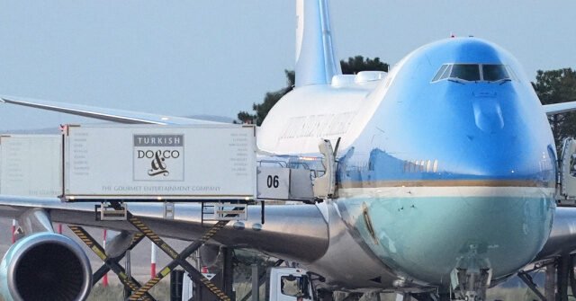 REGARDER: Netflix se précipite pour publier un documentaire sur l'échange secret d'avions en Turquie de Trump