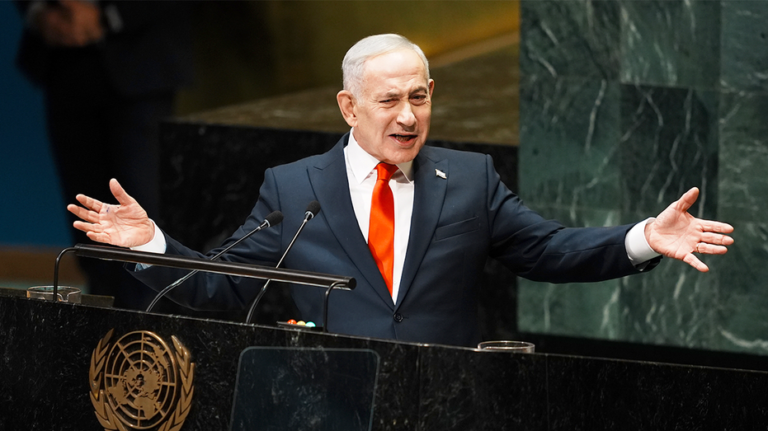 REGARDEZ : DÉPART de masse avant que le discours de Netanyahu ne suscite une réponse enflammée de la part du Premier ministre israélien