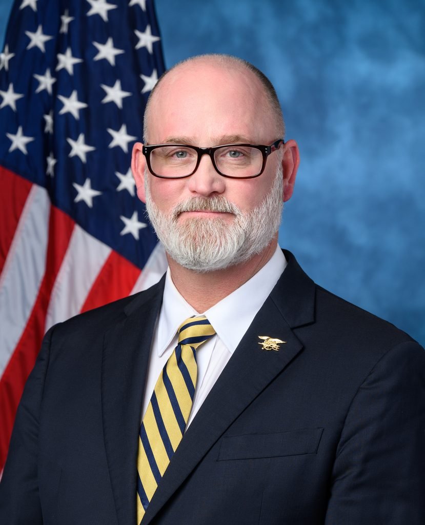 Congressman_dvo_1-829x1024.jpg