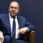 Lavrov déclare que le "début d'une vraie guerre" apparaît alors que la Russie approfondit le gel diplomatique avec l'Allemagne