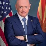 Mark_Kelly_Official_Portrait_119th