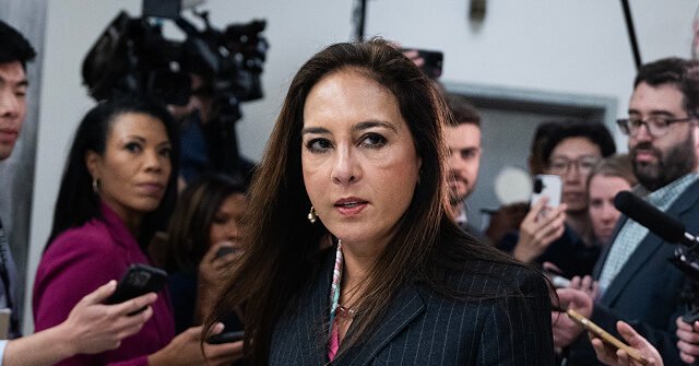Harmeet Dhillon : « L'objectif principal » est la discrimination des entreprises contre les Américains