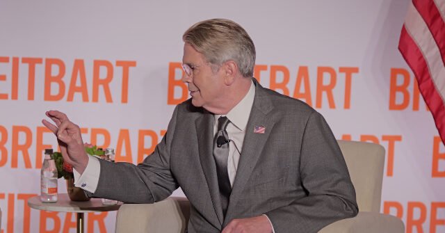 Exclusif — Le secrétaire Scott Bessent à propos du Canada : le Premier ministre Carney « doit arrêter de faire campagne et commencer à gouverner » ; "Ils voulaient bénéficier des avantages d'être un État sans être un État"