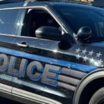 Quatre policiers du Wisconsin blessés après qu'un conducteur présumé ivre se soit précipité vers la foule, déclenchant une poursuite policière