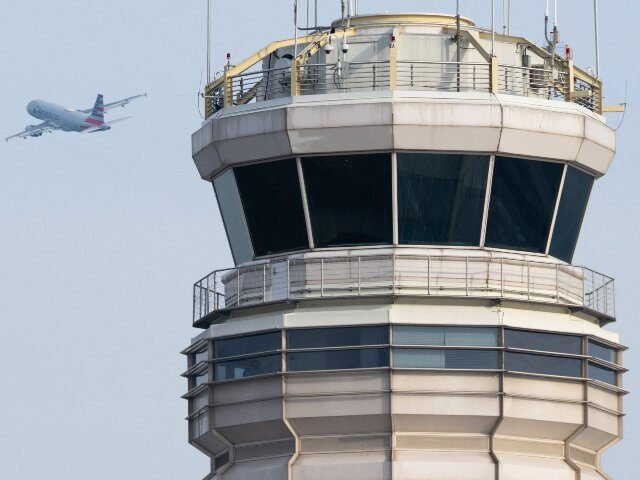 airport-tower-640x480