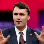 Comment créer plus de Charlie Kirks : à l'intérieur de l'alternative d'année sabbatique de TPUSA à « l'arnaque universitaire »