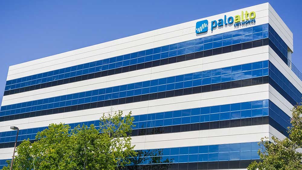 Les actions de Palo Alto s'effondrent alors que les analystes réfléchissent à la croissance organique et aux acquisitions du quatrième trimestre fiscal
