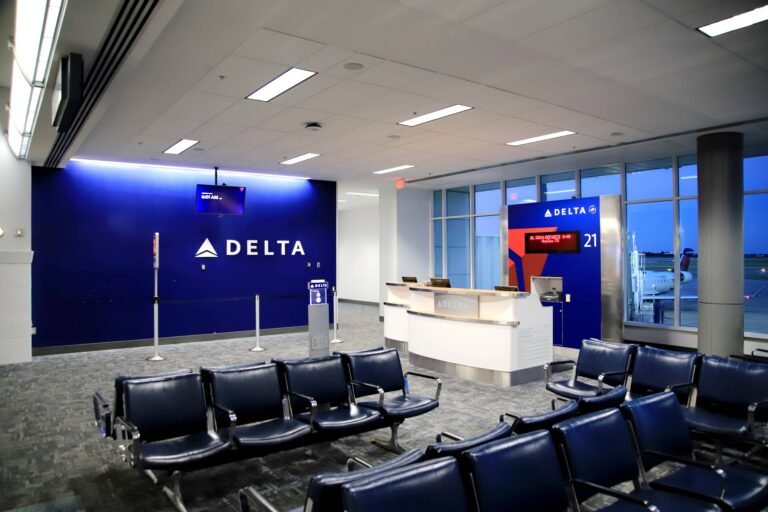 Les travailleurs de Delta pourraient obtenir 2 000 $ pour les comptes des enfants