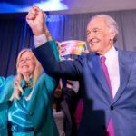 L’establishment démocrate exerce sa domination alors que les insurgés tombent et que le banc du Parti républicain s’amincit dans un bastion bleu profond