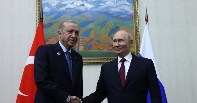 Erdogan affirme que la Turquie peut rester amie avec l’Occident tout en rejoignant l’axe sino-russe