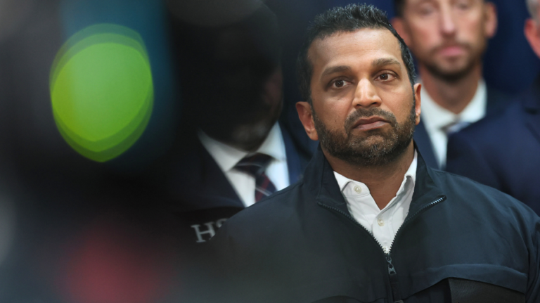 EXCLUSIF : les extraditions du FBI montent en flèche alors que Patel intensifie sa sensibilisation à l'étranger et promet de "pas de sanctuaire"