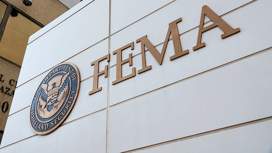 Un juge fédéral décide que le plan de l'administrateur Trump visant à réduire de moitié les effectifs de la FEMA est illégal