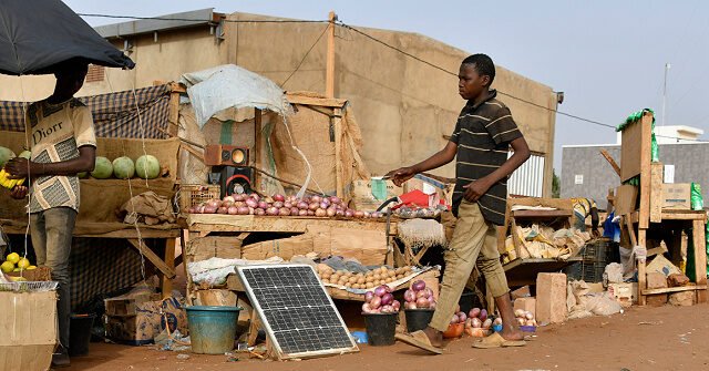 La junte nigérienne prétend déjouer une mutinerie de 24 heures avec l'aide de mercenaires russes