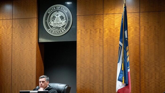 Le juge statuera aujourd'hui sur la question de savoir si l'assassin présumé de Charlie Kirk sera jugé