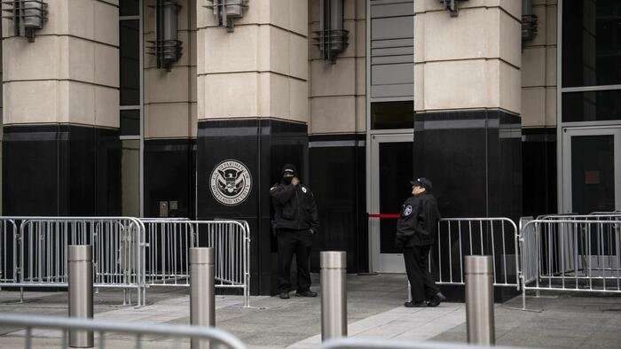 Le DHS demande un rejet plus rapide de certaines demandes d’asile